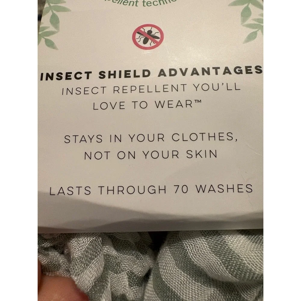 Hadley Wren Insect Shield Scarf Green White Striped Repellent Apparel NWT